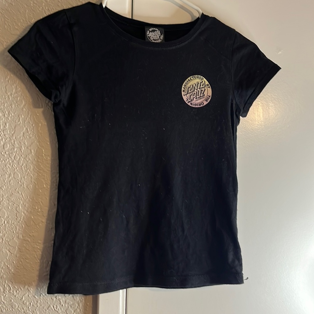Size 7/8 kids Santa Cruz t shirt.